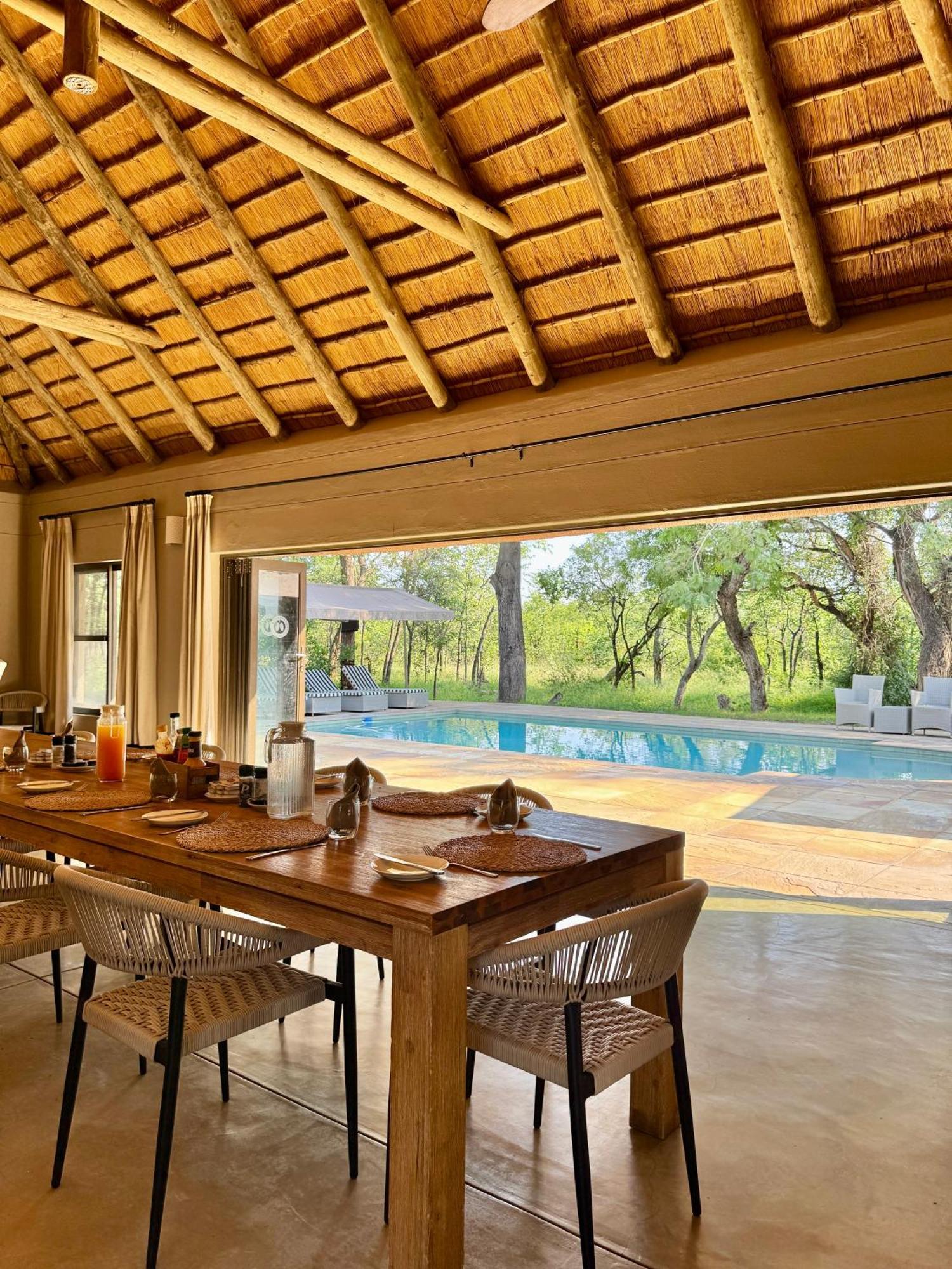 Xanatseni Private Camp Villa privé-wildreservaat Klaserie Buitenkant foto